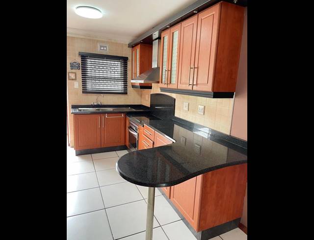 2 BEDROOM PROPERTY TO RENT IN BLUFF